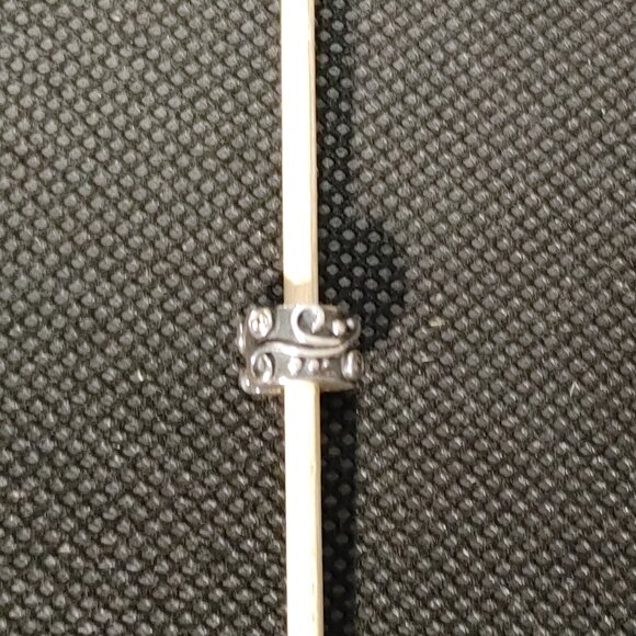 Pandora Jewelry - Pandora Tendril Vine clip charm CZ